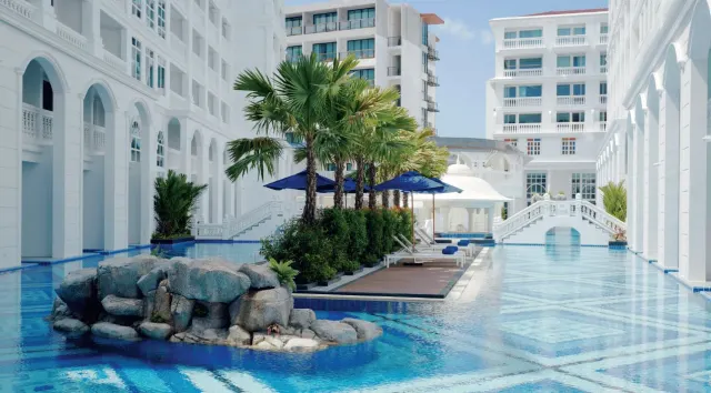 Movenpick Myth Patong